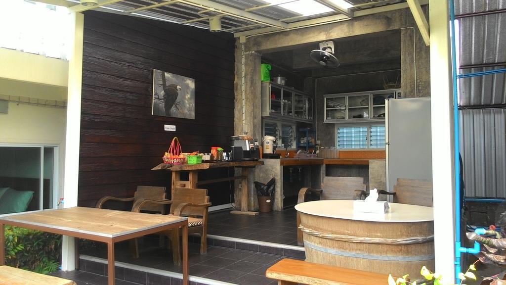 Zan Pla Nade Guesthouse Chiang Rai Ngoại thất bức ảnh
