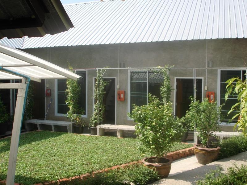 Zan Pla Nade Guesthouse Chiang Rai Ngoại thất bức ảnh