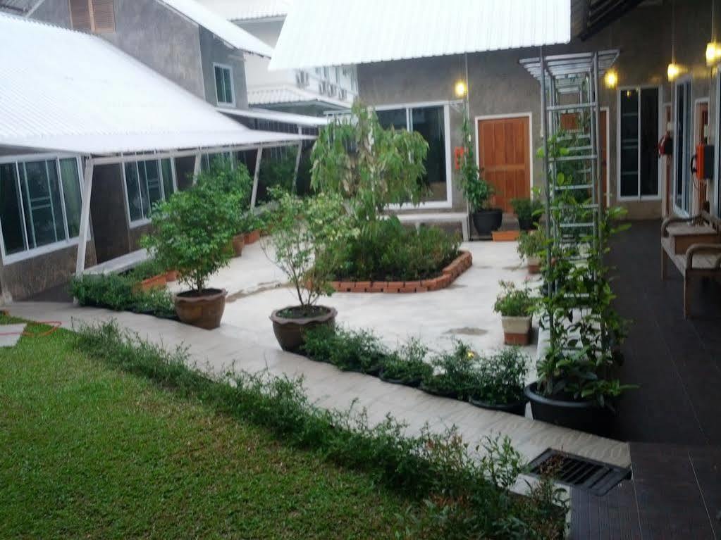 Zan Pla Nade Guesthouse Chiang Rai Ngoại thất bức ảnh